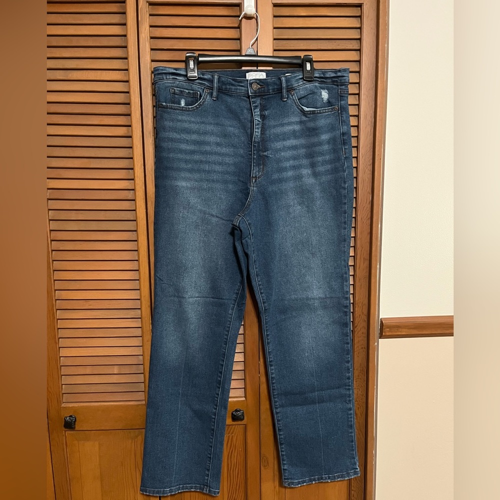 Sofia by Sofia Vergara Dark Blue Straight Jeans
